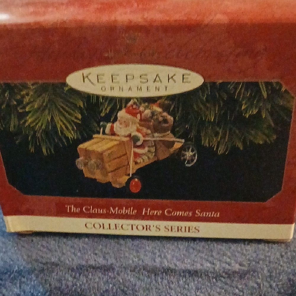 Nwt Hallmark  keepsake Ornament The Claus-Mobile